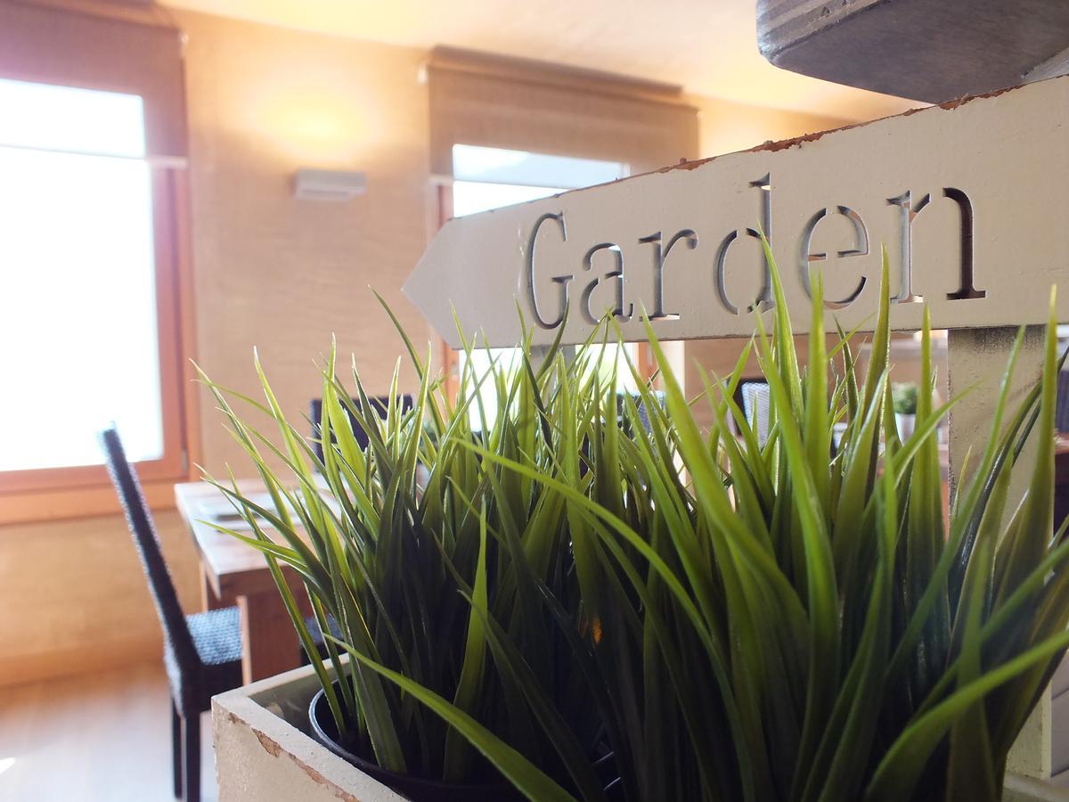 Garden View Anfo Exterior foto